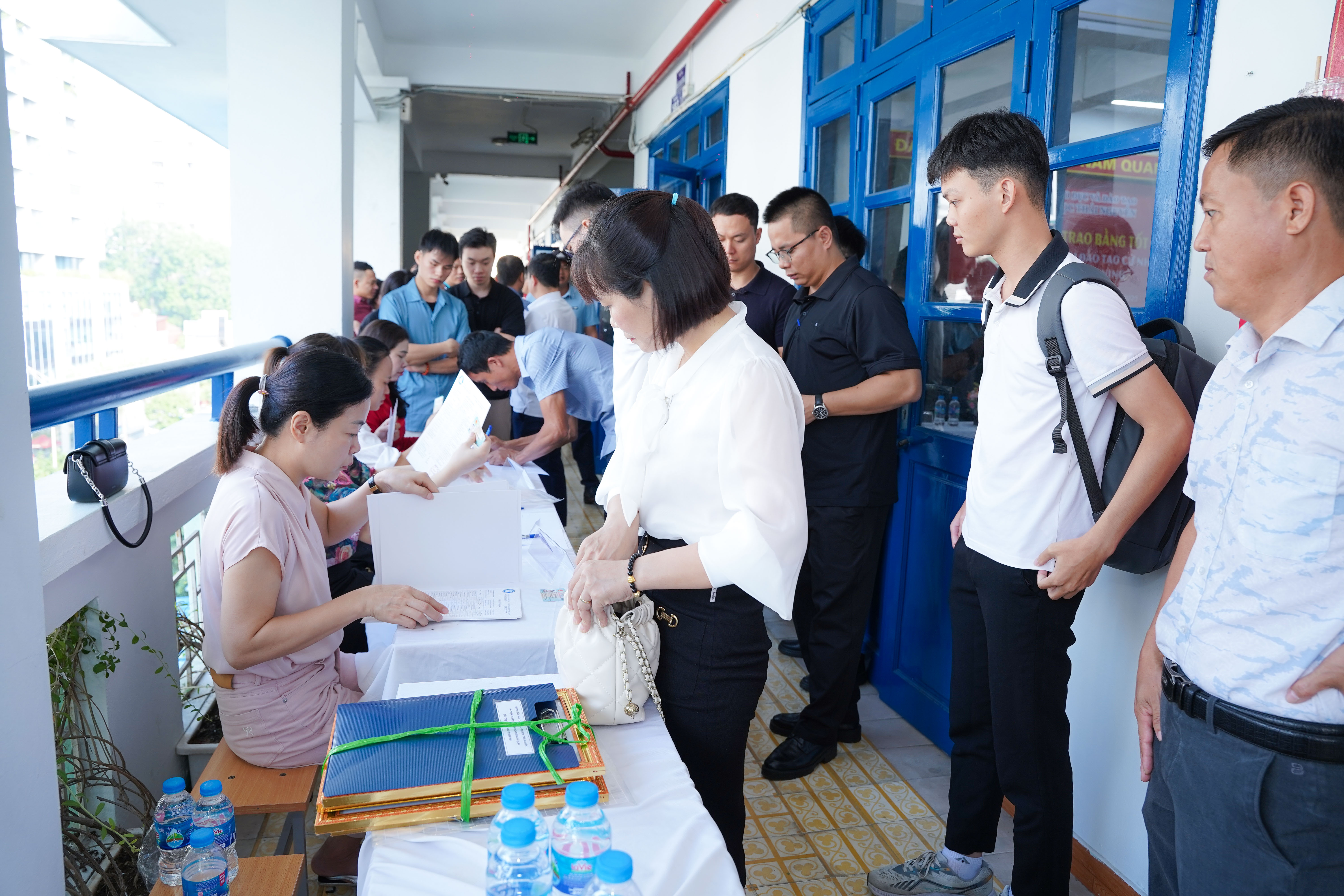 photos/E.LEARNING 19.10.25/A7_01443.jpg